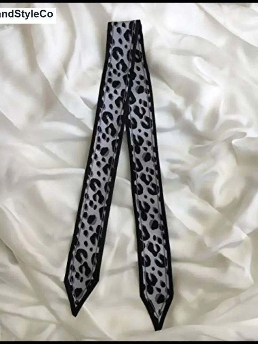 2 Pack Leopard Print Fashion Scarf Set, Imitated Silk Neckerchief, Bag Handle